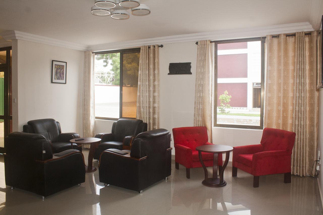 Consir Executive Lodge Accra Extérieur photo