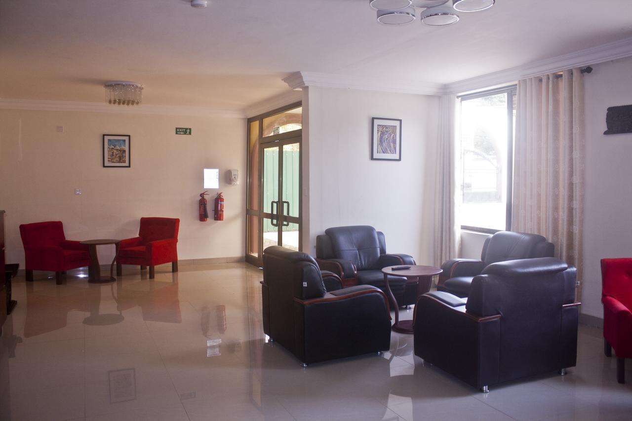 Consir Executive Lodge Accra Extérieur photo