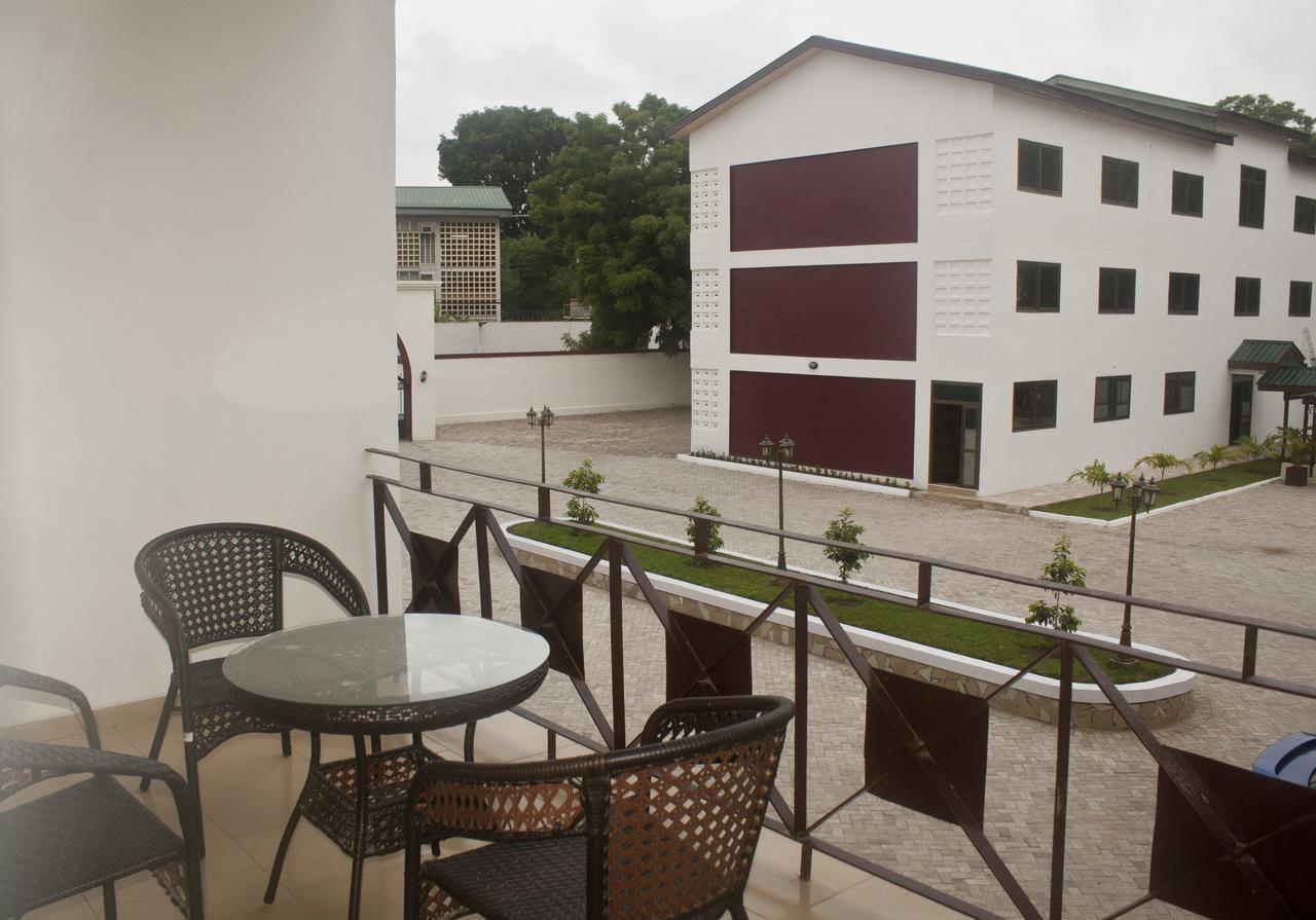 Consir Executive Lodge Accra Extérieur photo