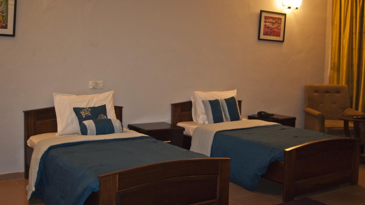 Consir Executive Lodge Accra Extérieur photo