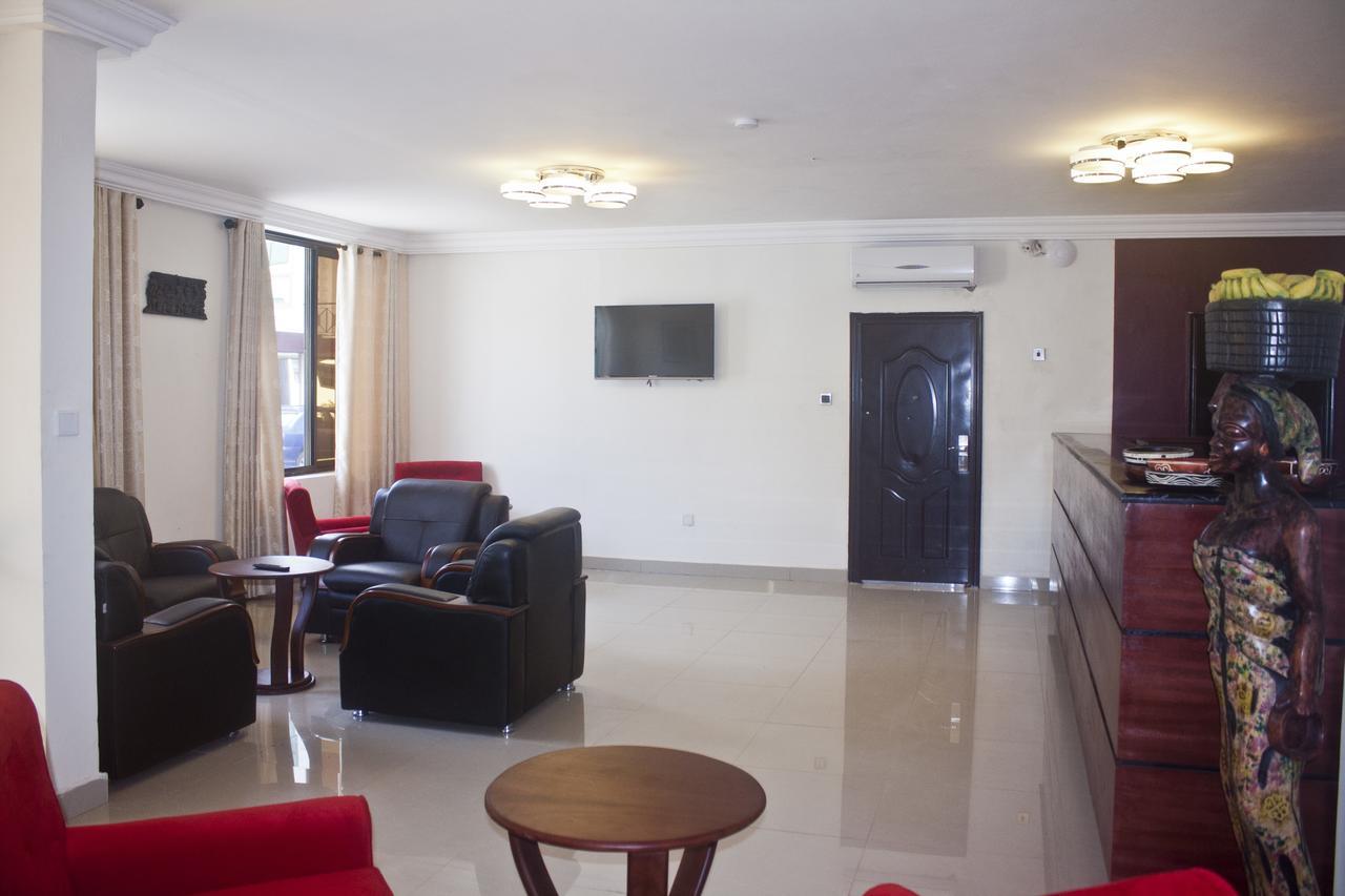 Consir Executive Lodge Accra Extérieur photo